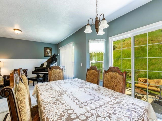 2004 E Stoneleigh Dr, Draper, UT 84020 — photo 12