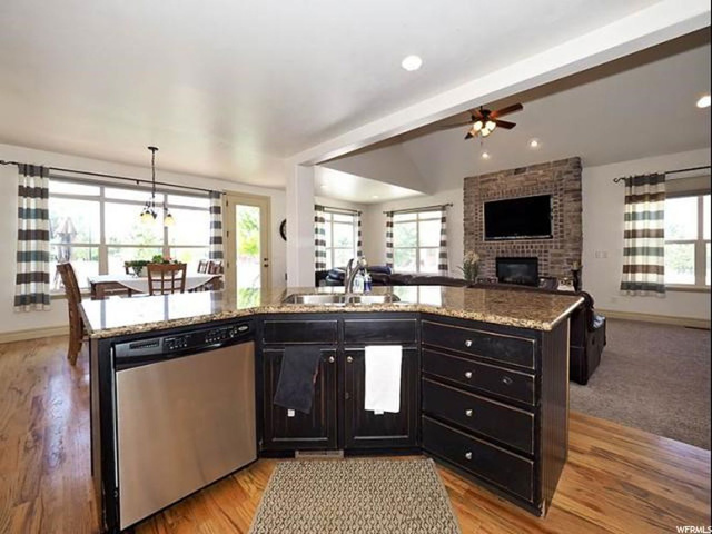 522 E 8300 S, Sandy, UT 84070 — photo 10