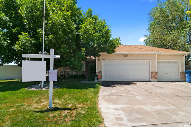 5485 S 4050 W, Roy, UT 84067 — photo 2