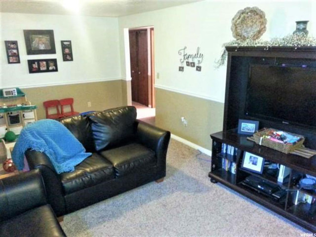 870 S 400 E, Providence, UT 84332 — photo 9