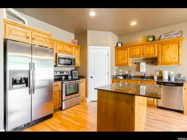 696 N 240 E, Smithfield, UT 84335 — photo 8