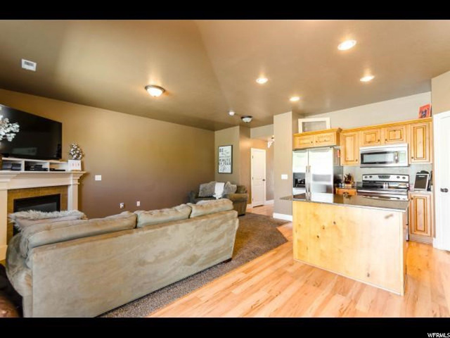 696 N 240 E, Smithfield, UT 84335 — photo 12