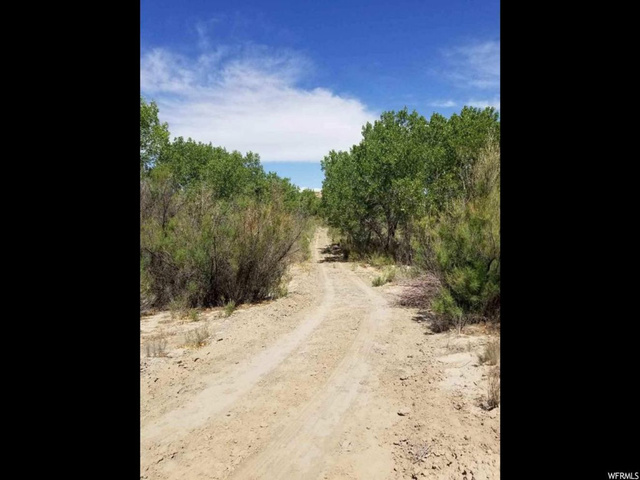 1750 N 7650 E, Caineville, UT 84775 — photo 4