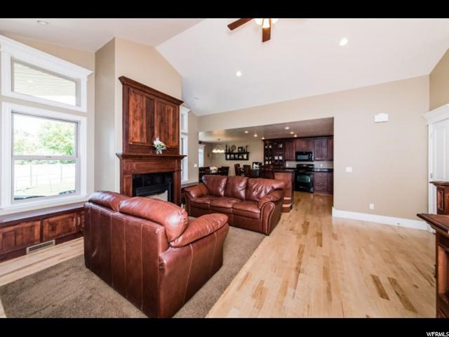 289 E 875 S, Providence, UT 84332 — photo 2