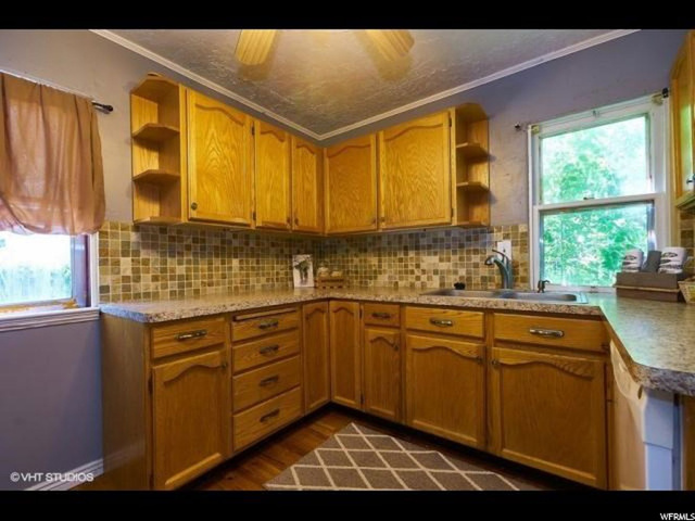 155 W 300 N, Bountiful, UT 84010 — photo 7