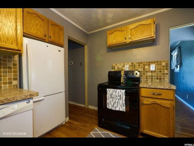 155 W 300 N, Bountiful, UT 84010 — photo 8