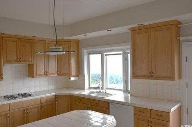 344 Templeview Dr, Bountiful, UT 84010 — photo 4