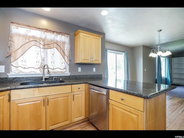 855 E 2200, Clearfield, UT 84015 — photo 9