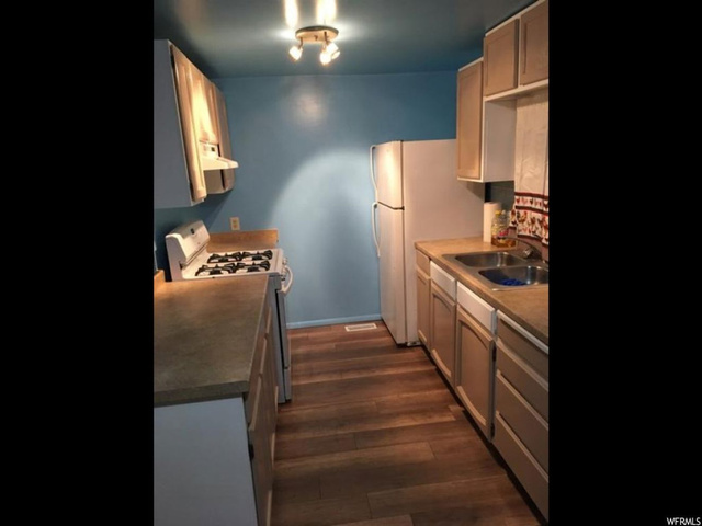 55 E 300 N, Orangeville, UT 84537 — photo 5