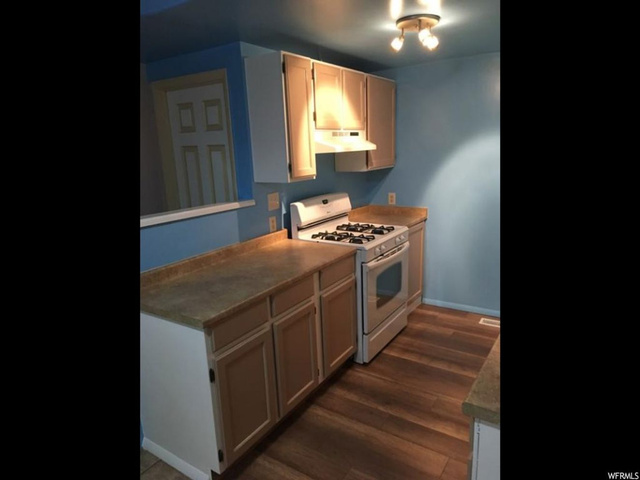 55 E 300 N, Orangeville, UT 84537 — photo 6