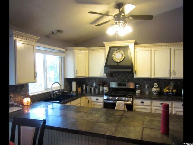 141 W 1475 N, Layton, UT 84041 — photo 2