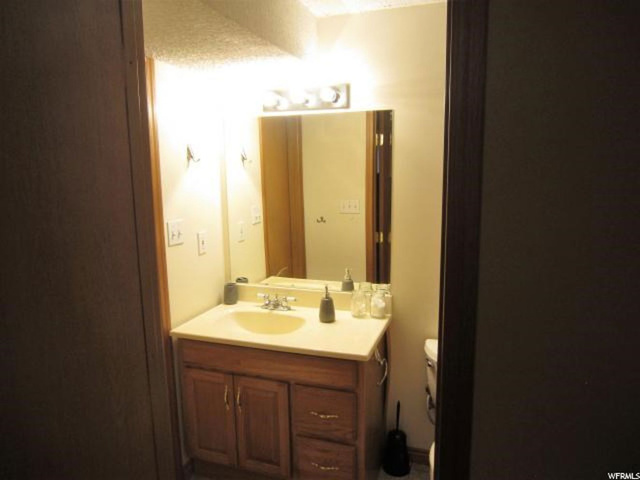 141 W 1475 N, Layton, UT 84041 — photo 8