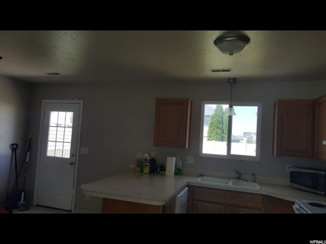 987 S 1480 W, Clearfield, UT 84015 — photo 7