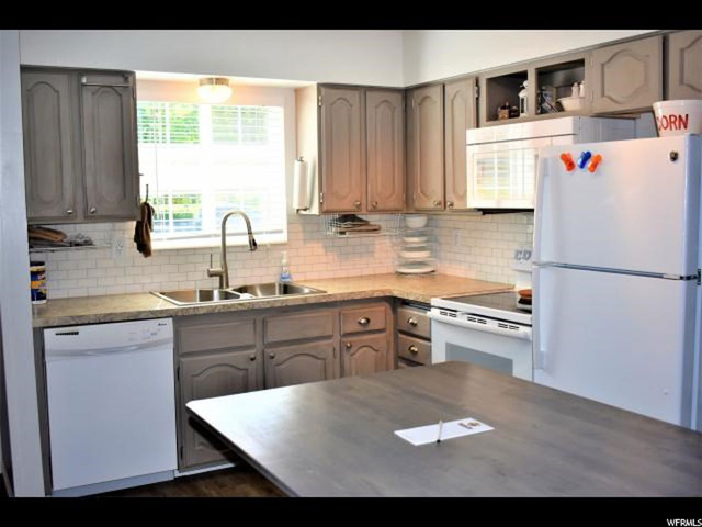 379 S Monroe Blvd E #8, Ogden, UT 84404 — photo 3