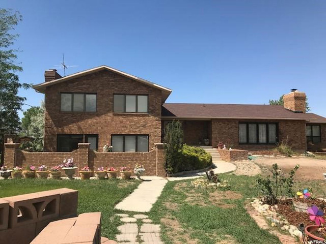 811 E 3250 S, Price, UT 84501 — photo 2