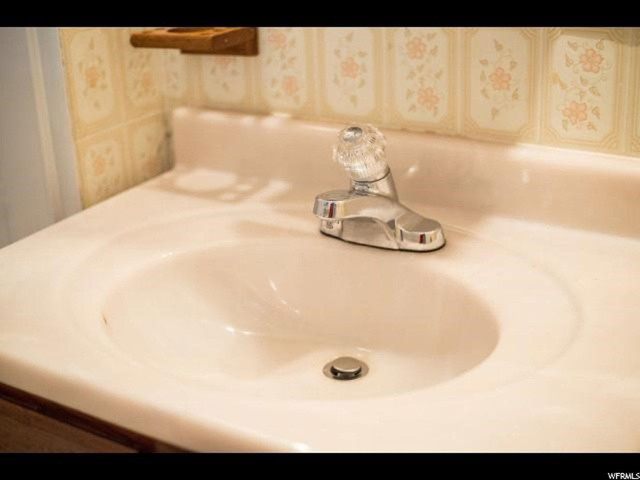 17 E Wasatch Ave, Vernal, UT 84078 — photo 8