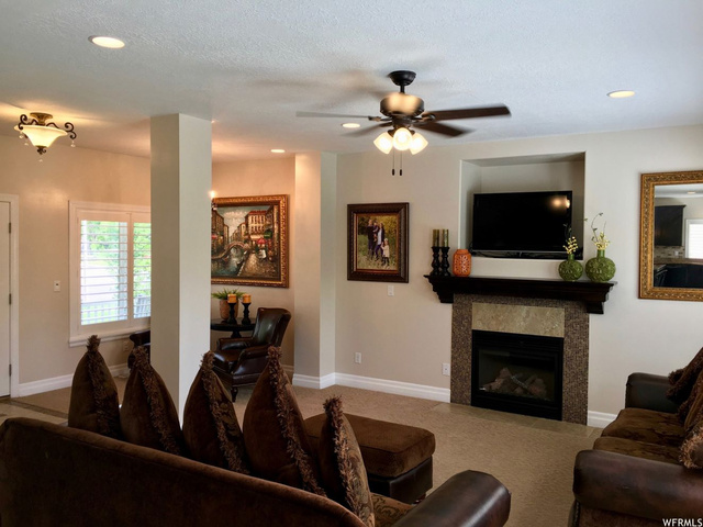 188 S 300 E, Bountiful, UT 84010 — photo 11