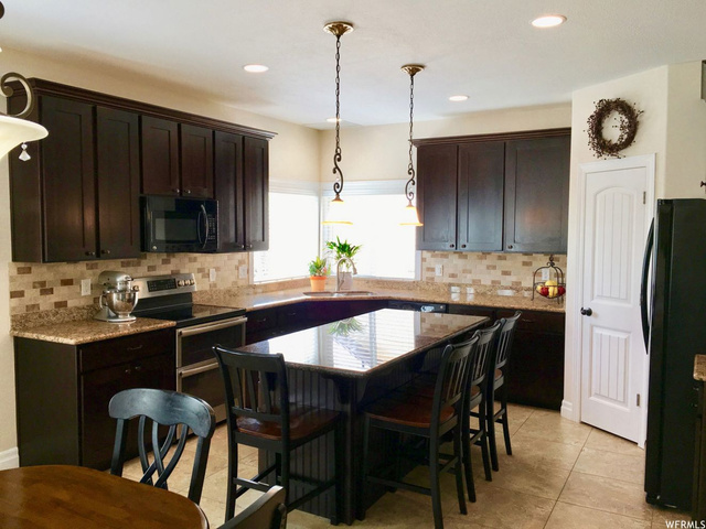 188 S 300 E, Bountiful, UT 84010 — photo 12