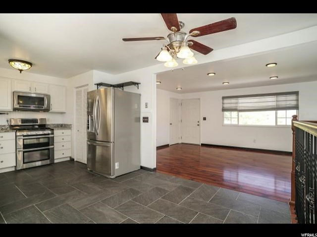 1669 N 2800 W, Clinton, UT 84015 — photo 9