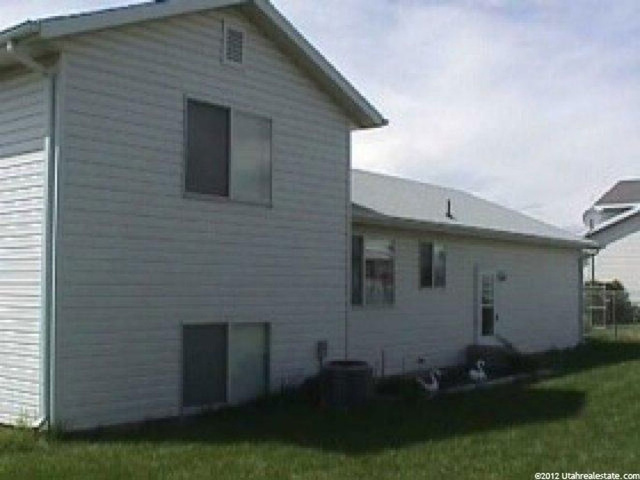 1130 N 100 W, Layton, UT 84041 — photo 2