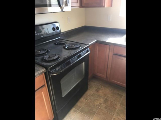 1476 N 2475 W, Clinton, UT 84015 — photo 3
