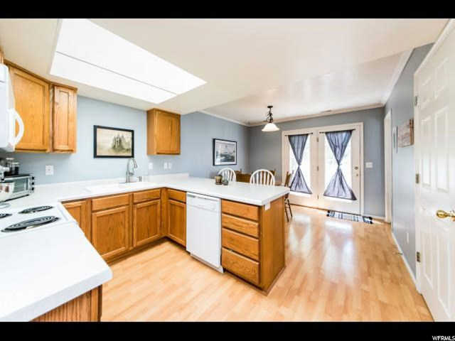 42 W Kensington Pl, Logan, UT 84341 — photo 2
