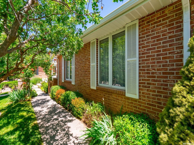 2606 E 5700 S, Uintah, UT 84403 — photo 5