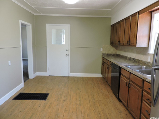 154 S 400 W, Delta, UT 84624 — photo 9