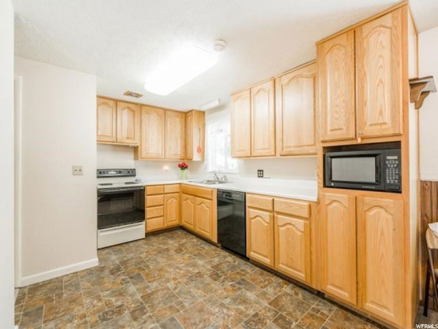 2435 N 690 W, Clinton, UT 84015 — photo 7