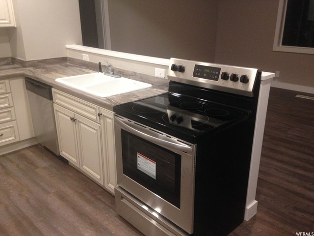 350 S 100 W, Providence, UT 84332 — photo 3