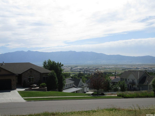 745 Bluff St #24, Hyde Park, UT 84318 — photo 9