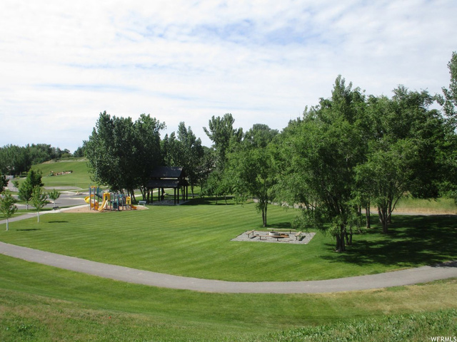 745 Bluff St #24, Hyde Park, UT 84318 — photo 11