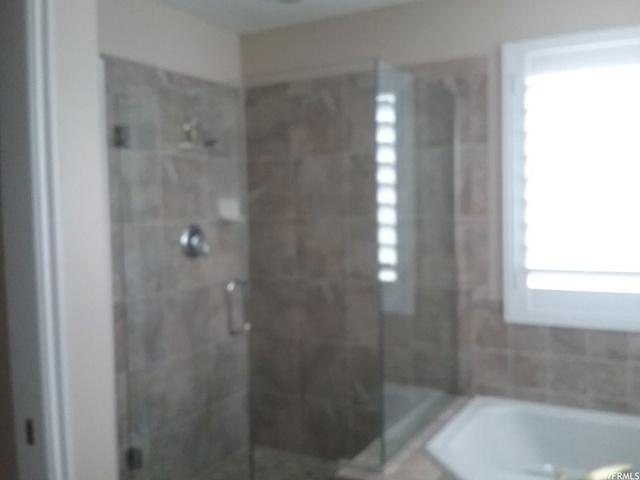 2116 N Joni Dr E, Layton, UT 84040 — photo 10