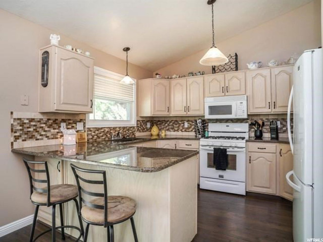 4266 S 2900 W, Roy, UT 84067 — photo 9