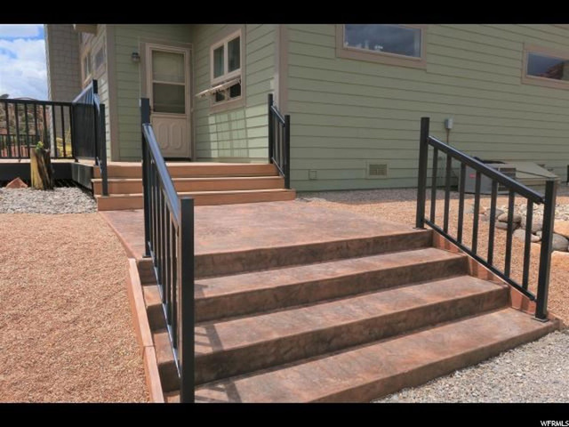 488 W Sleeping Rainbow Dr N, Torrey, UT 84775 — photo 4