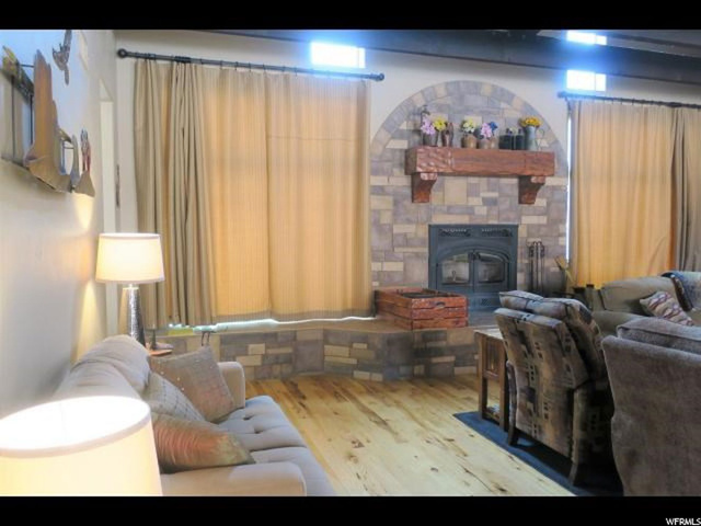 488 W Sleeping Rainbow Dr N, Torrey, UT 84775 — photo 7