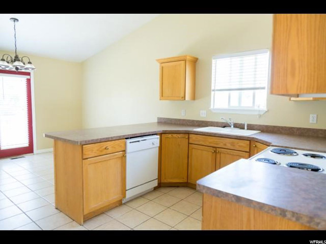 5769 S 3500 W, Roy, UT 84067 — photo 7
