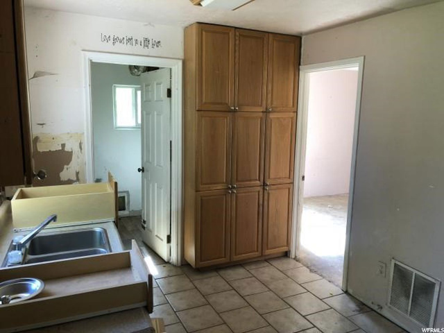 5650 S 2800 W, Roy, UT 84067 — photo 8