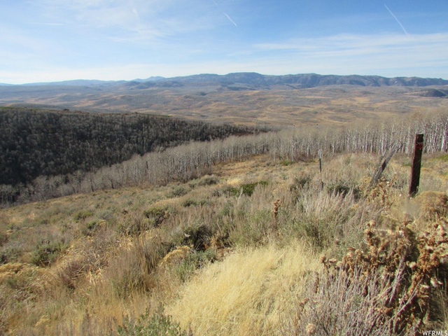 #21, Hyrum, UT 84319 — photo 8