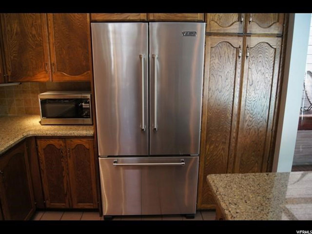 569 E Channel Cir, Murray, UT 84107 — photo 6