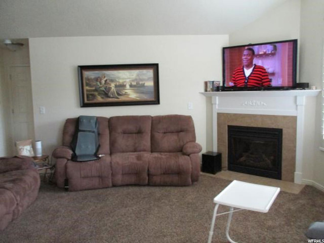 267 E 2230 #b N #B, North Logan, UT 84341 — photo 4