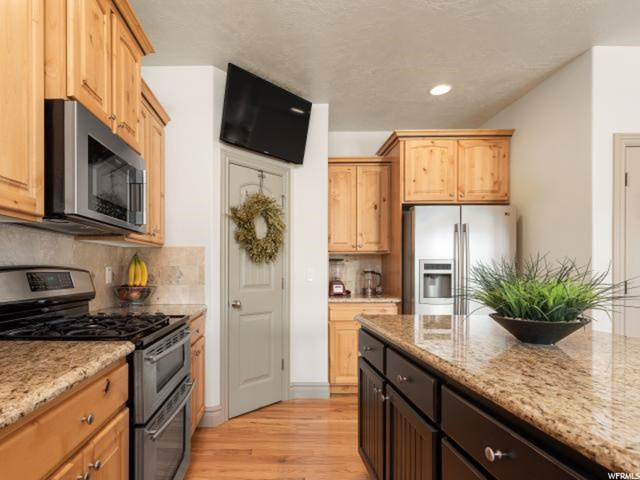 8308 S Lorimer Ln E, Sandy, UT 84070 — photo 12