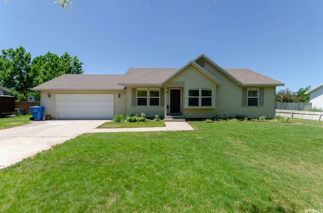 76 S 1250 E, Hyrum, UT 84319 — photo 2