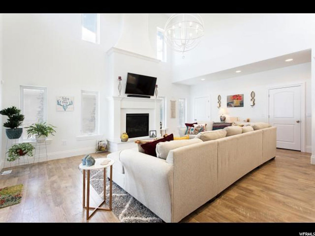 152 W 425 S, Centerville, UT 84014 — photo 2