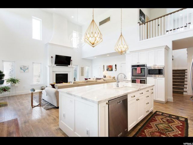 152 W 425 S, Centerville, UT 84014 — photo 8