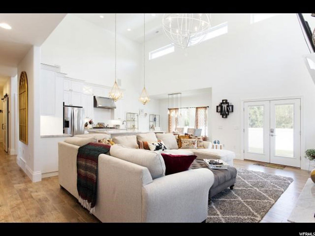152 W 425 S, Centerville, UT 84014 — photo 3