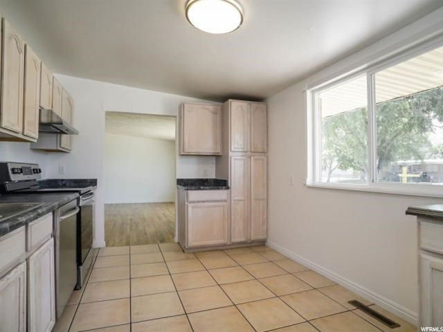 682 E 1050 N, Ogden, UT 84404 — photo 10