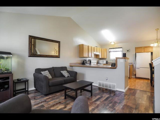 2192 W 2175 N, Clinton, UT 84015 — photo 3