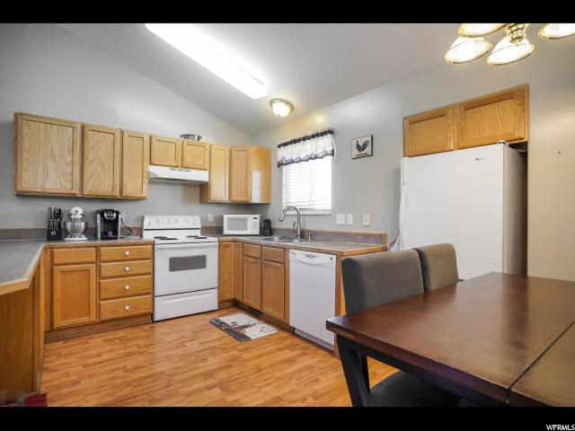 2192 W 2175 N, Clinton, UT 84015 — photo 6