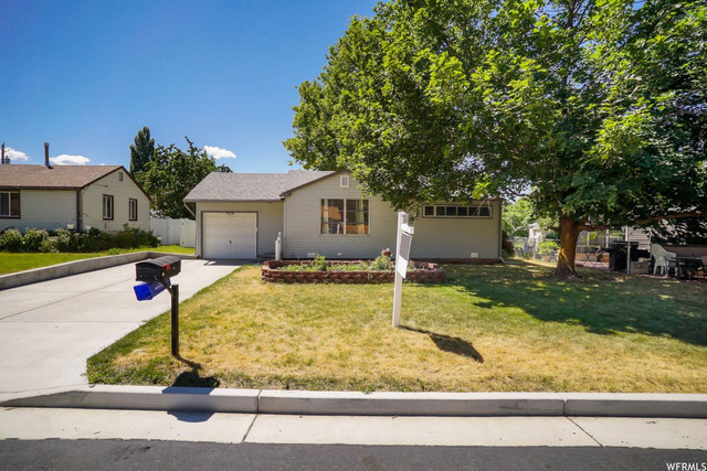 922 Goddard Cir E, Layton, UT 84040 — photo 3